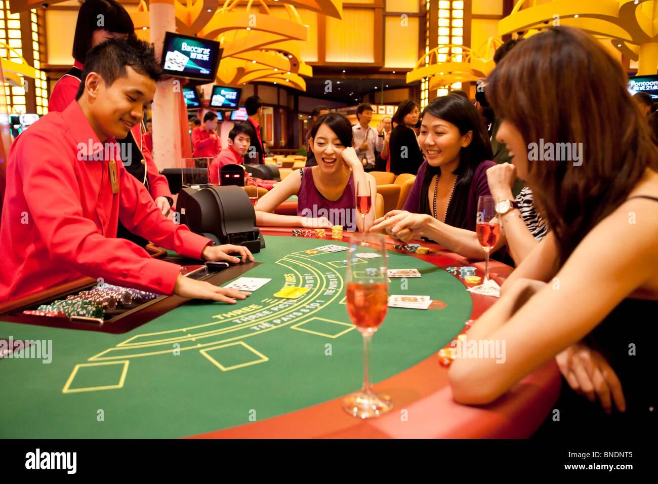 Chơi Poker Texas: Bí quyết để chiến thắng trong mọi ván bài