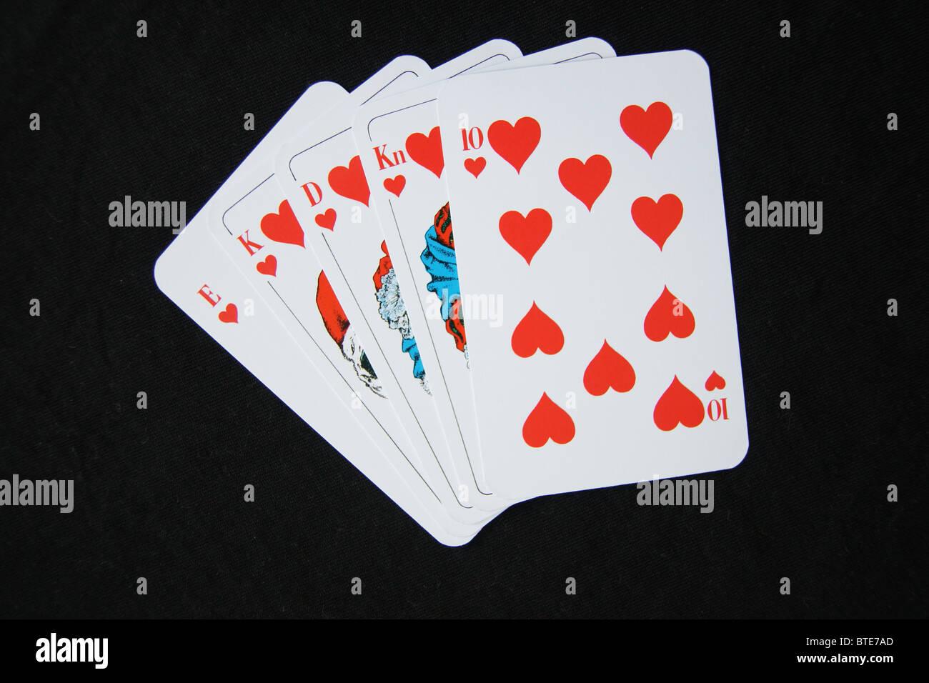 Khám phá game miễn phí hay nhất năm cho mọi đối tượng